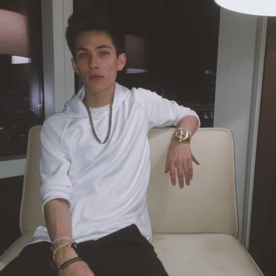 not carter sorry if i scared you, follow @pubertytaylor