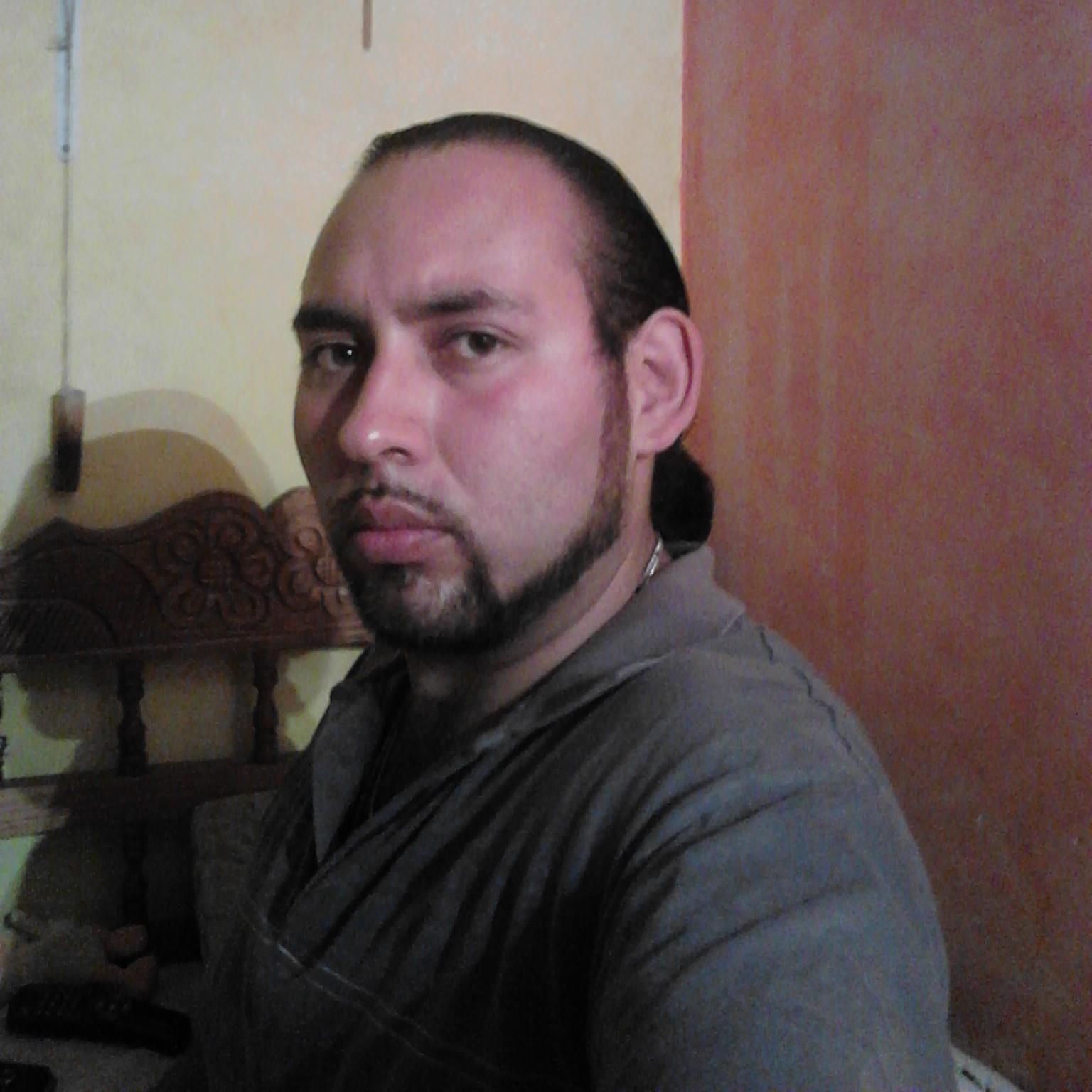 carbachef's profile picture. Soy un chavo buena onda, sencillo, y me gusta ser honesto, soy chef, y me encanta conocer gente de todas partes.