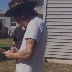 HAROLDSTYLESMTL's profile picture. I'm Harry and I pee a lot