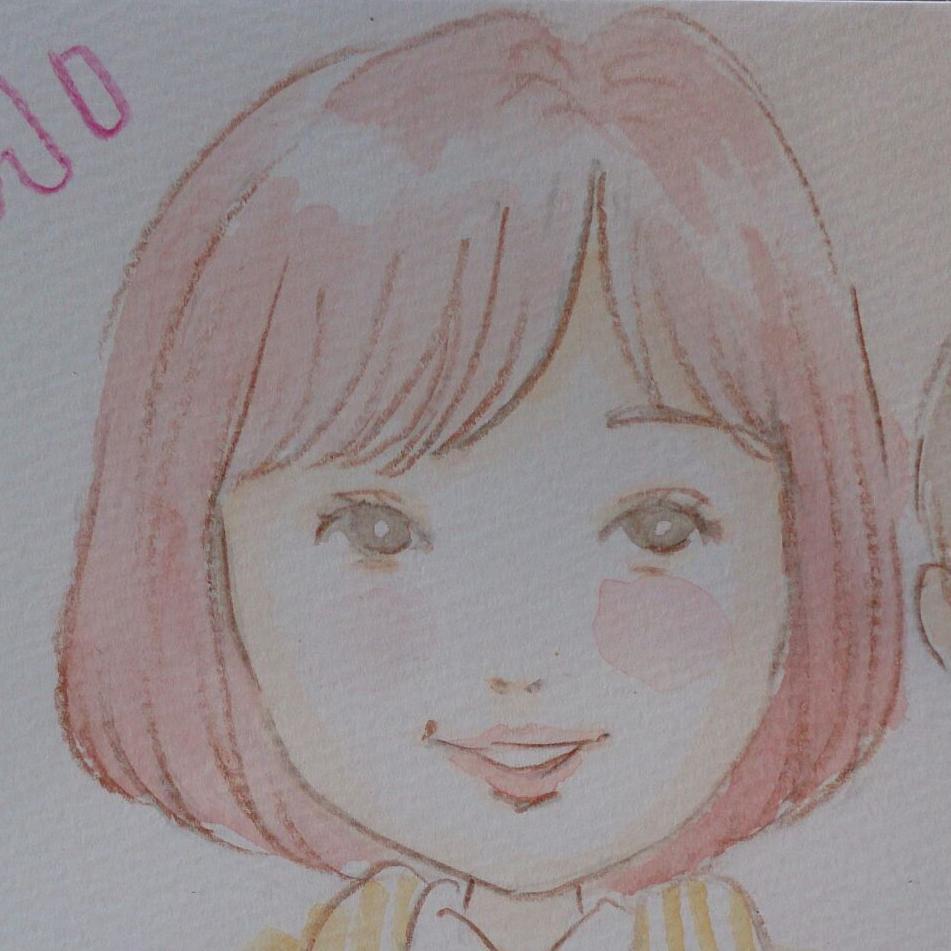 Sing Like TalkingとSALTと安全地帯とダーツが好きな、2人の子供(専門2＆中3)のママです♪ 2000年にSLTがきっかけで結婚しました(*^o^*) 旧職場＆子供の学校のママさんの合唱団に今も所属しています♪ スーパーのおばちゃんです(^_^;)