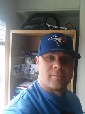 YVR/YXE/YQR /Field ops for BCHSF championships /Former fball player for the Usport SaskHuskies, CJFL OkanaganSun, VanTrojans