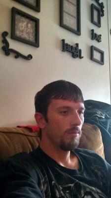 8f258fec1138410's profile picture. aronj