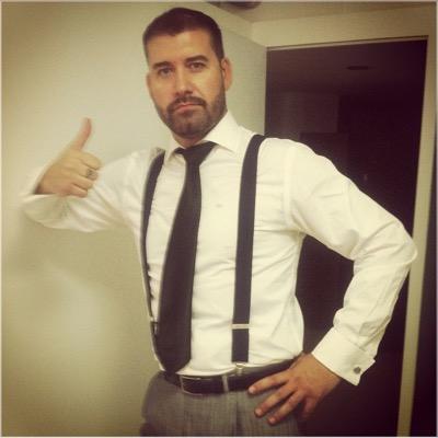 Naci en el Mediterraneo Sa Roqueta,Lucia hija mia eres el amor de mi vida,cada dia es un regalo nuevo vivelo como tal,ser bohemio poeta y ser golfo...me va!!