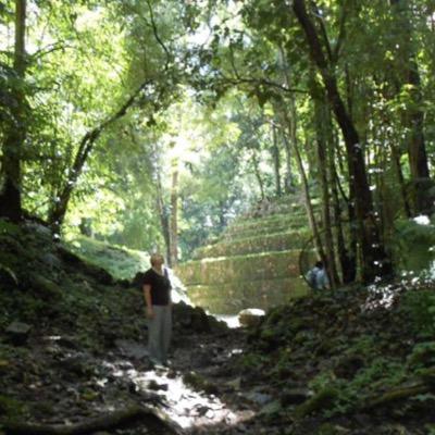 winniewreath's profile picture. Everybody knows it's windy.