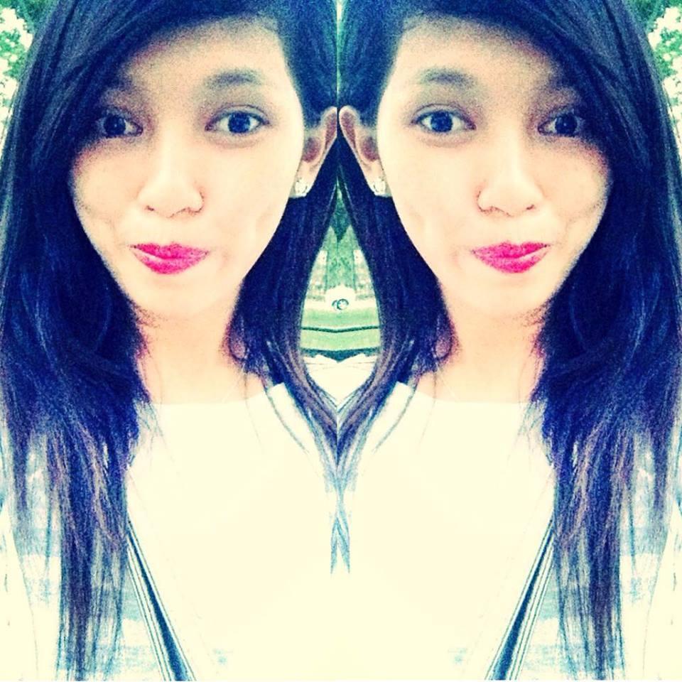 Im just a girl, trying to find a place in this wonderful world! 3
