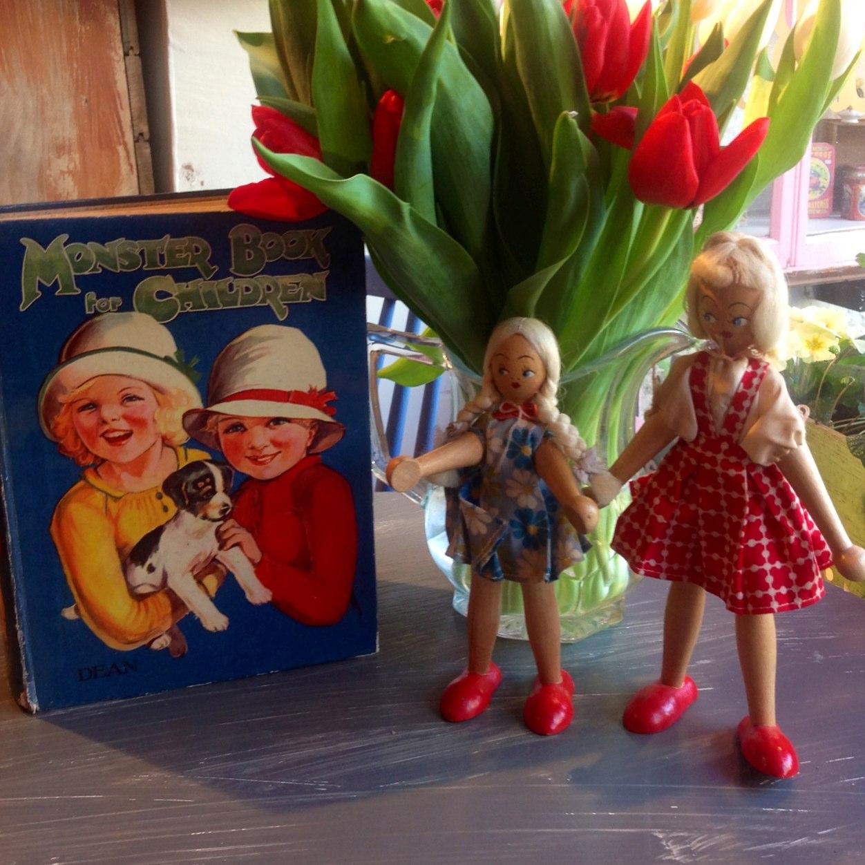 shopandtearoom's profile picture. 