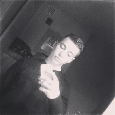 •Remco& Marijn broers•
•Broers voor het leven kunnen overal tegen
⭕️ballie ft Remco ⚽️❌9™
❌Remco pussy destroyer❌