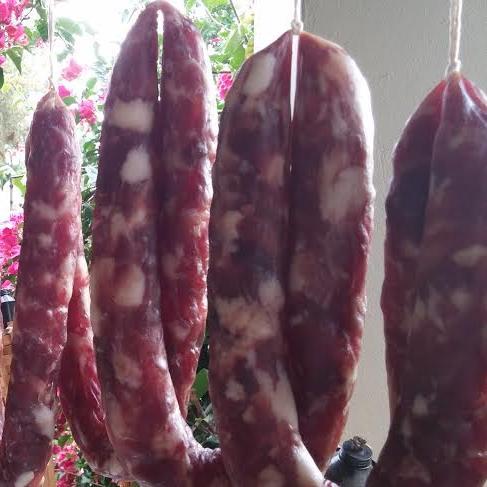 Classic Cantonese sausage made with 100% South African pork. Artisan process, hand made with prime belly and shoulder, air cured in ideal Gauteng weather.