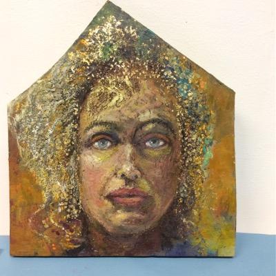 CrumMail's profile picture. 