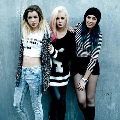 SWTCAlcala's profile picture. •Andrea• Club de fans NO oficial de @SWTCalifornia desde Alcalá de Henares || Reedición de 'Break Of Day' ¡YA A LA VENTA!