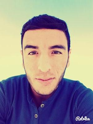 Orhan çobanoğlu lisesinde okuyor, Seyhan /Adanada yaşıyor.