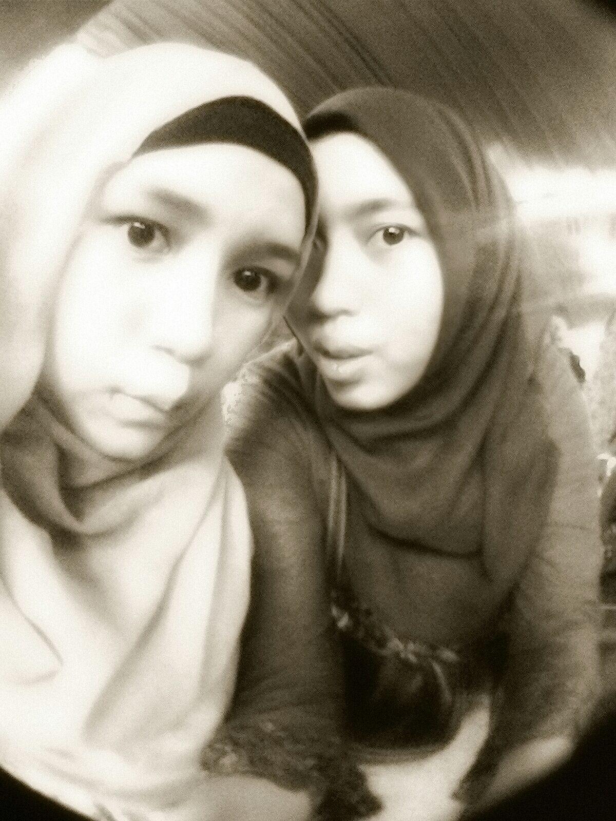 saraulliast's profile picture. darl