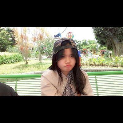 hadapi hidup dgn senyuman.
dan hudup itu harus penuh makna dan arti.
always be happy itu llah saya..
@WendyGoas :* my love n my king * 031109 *