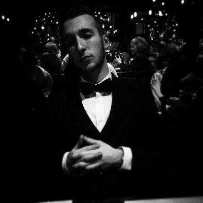 FabioDo3's profile picture. Construction | Design | Investment Instagram: @fabiodo3 - @millionaire_reflection -