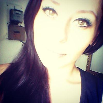 Crazy_Sweet_Pea's profile picture. Live every second of your life as if it were the last.