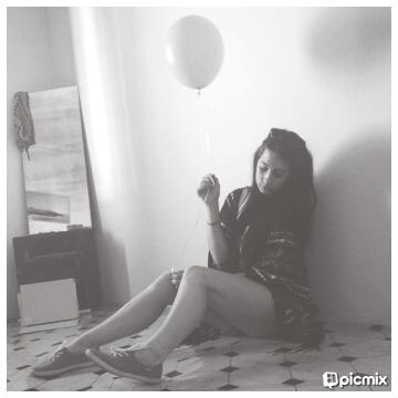 Love me, feed me, never leave me.▲