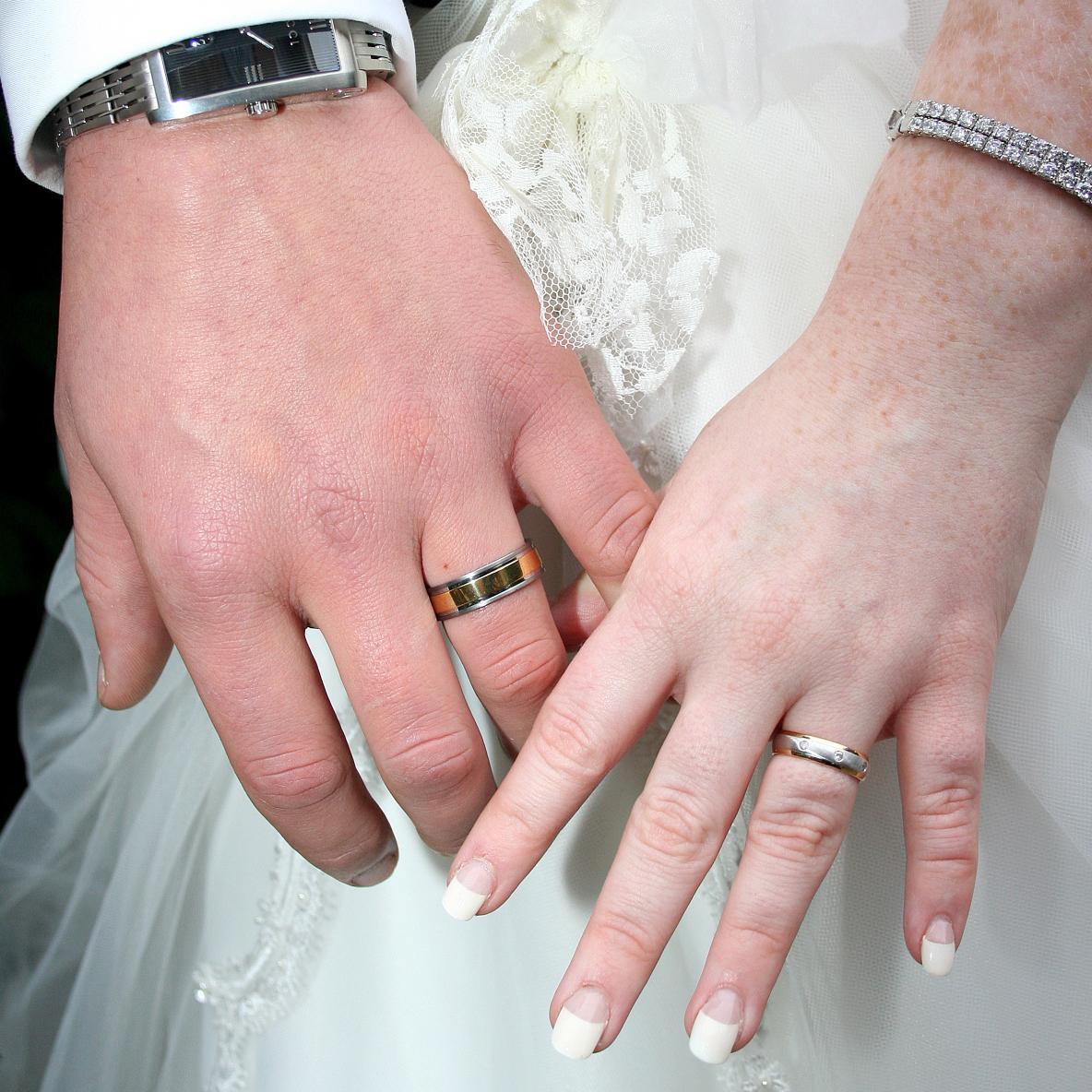 Photographer of  - Weddings  /  Portraits / Events      #leephotographic