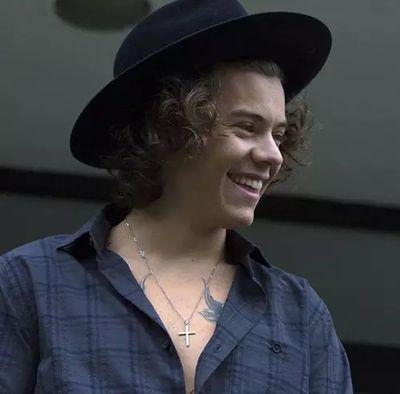 cuorlukeyy's profile picture. We can run down the street with the stars in our eyes.