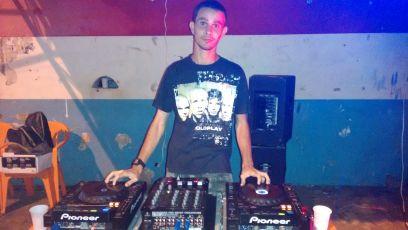 watsap 94 98121- 0159