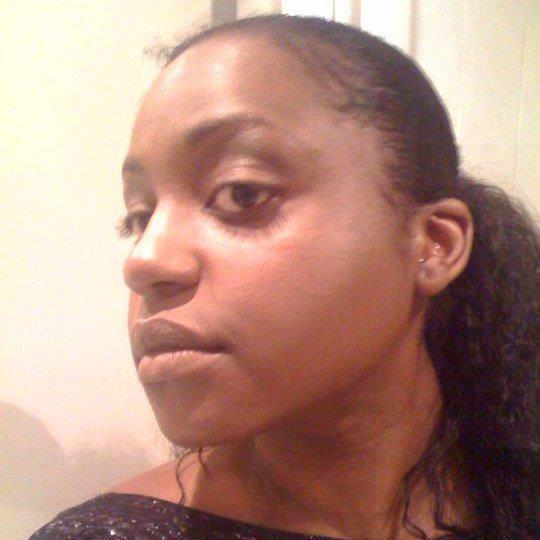 TheLadyEngla's profile picture. 