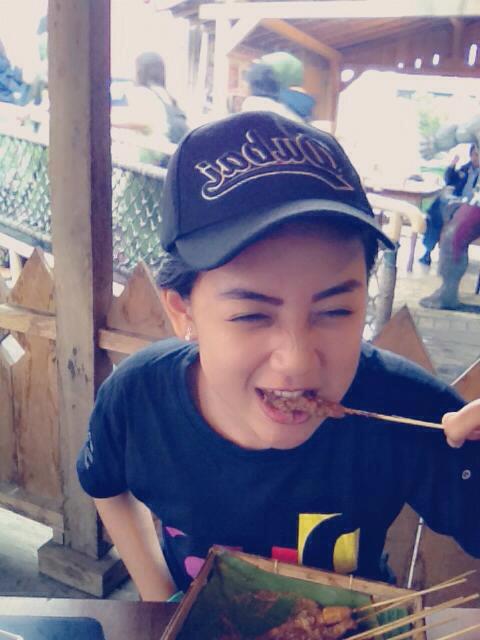 Photo Model | Modelling the Catwalk | Wakil II Diajeng Kota Blitar 2014 | IG: mariabellaagustine | FB : Marbell's| GOD Bless You ☺