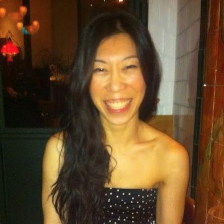 As the sportive and health conscience owner of YHB Living Balance, Helene likes to give life changing tips about exercise, food, fashion, health and beauty.