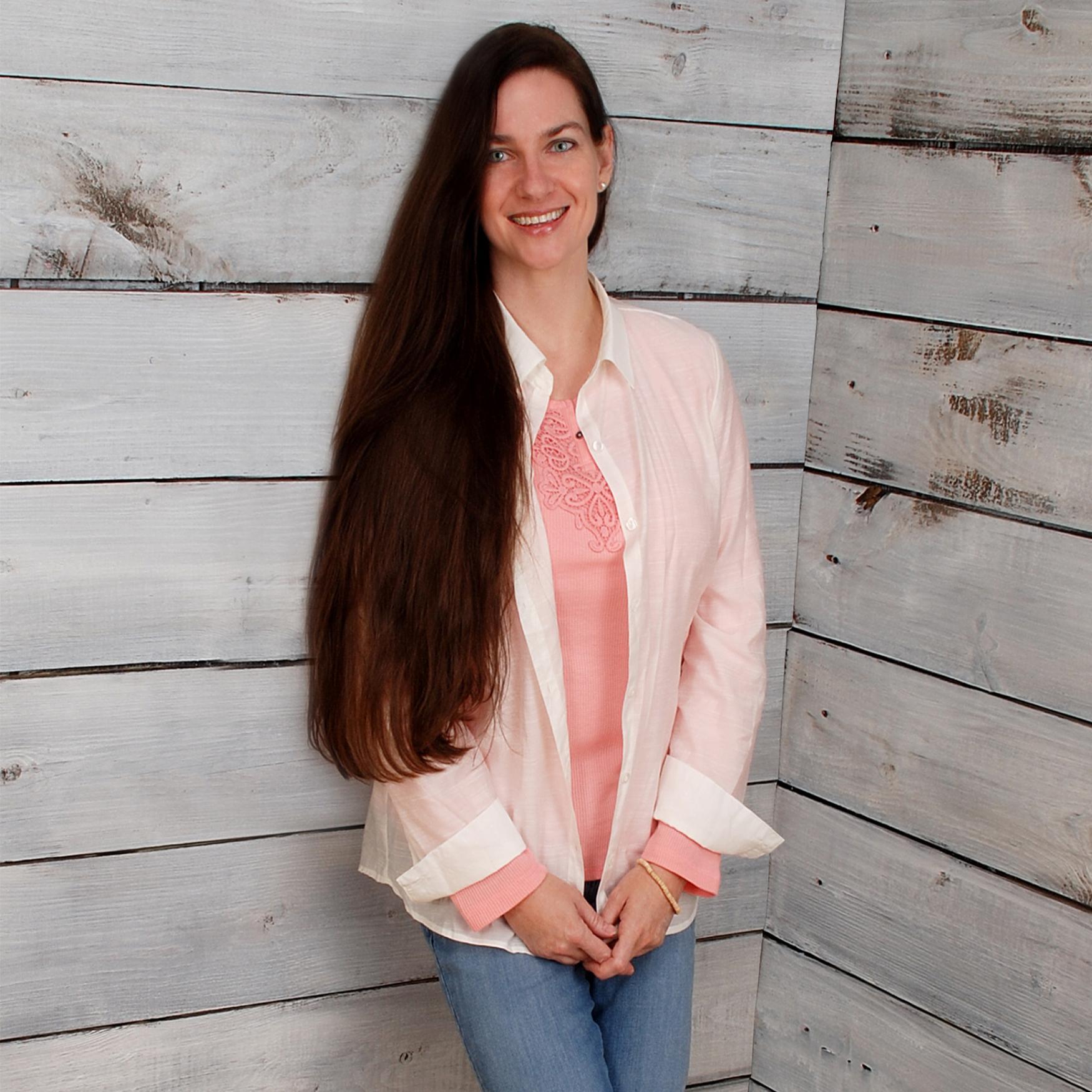 Author of the bestselling romantic suspense series Everyone Keeps Secrets @AuthorKGreyson