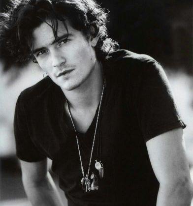 TheArtOfAdam's profile picture. I set my soul on a canvas, and it is where I escape through the sketches I draw. Part time tattoo artist. {|OC|MC|MV|}