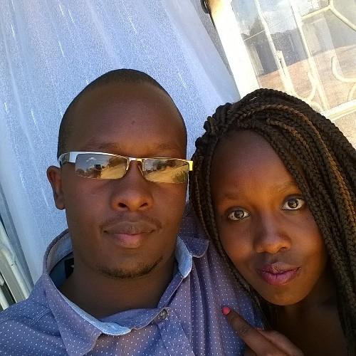 EssieB2's profile picture. 