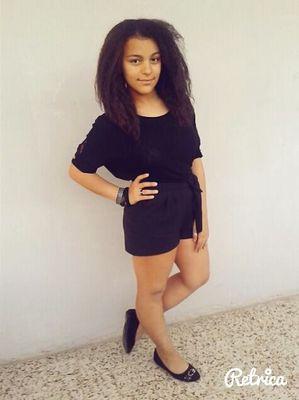 •14 years old| italian girl| i'm singer| I live in Caserta| single| bad girl|•