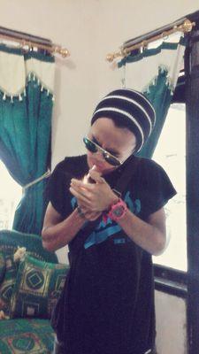 LevayRudy's profile picture. cari yang terbaik