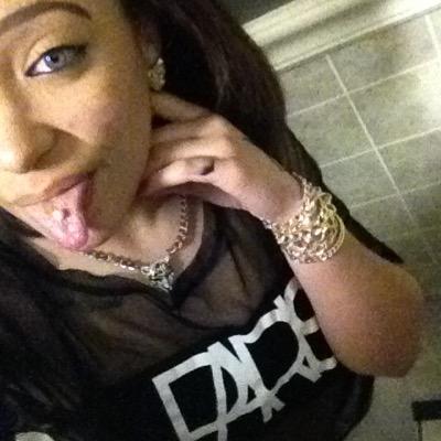 lesbian ; snapchat : anhowell