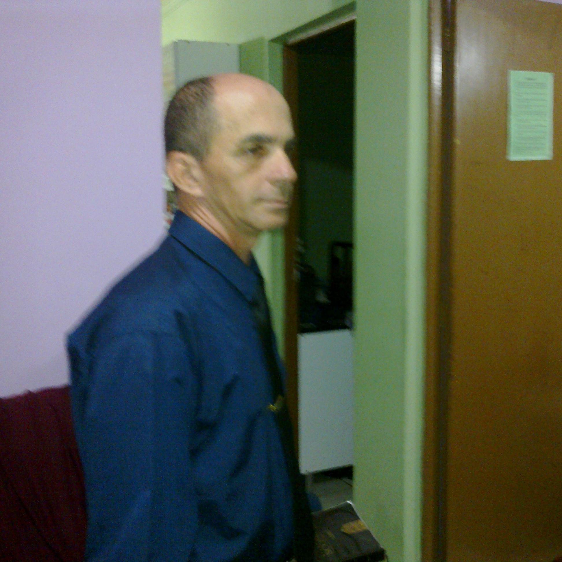 santamachadosi1's profile picture. carlosfribe@gmail.com