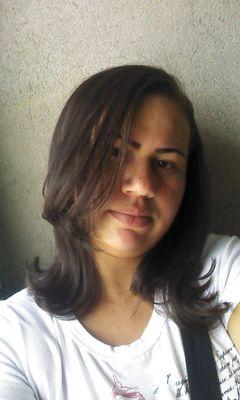 elainnedapaz's profile picture. 