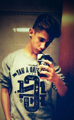 SadiczYT's profile picture. 