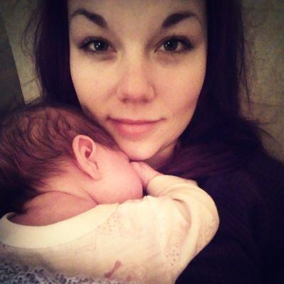 Heidi Fredrikke Haraldseth Blichfeldt.
- Mamma til Linnéa, forloveden til Emil, jeg er verdens rareste og ikke minst elsker jeg morsomme mennesker -