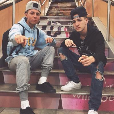 Hey! This is the Street Team for @iBobbyHD , I will update my followers when ever he does something!