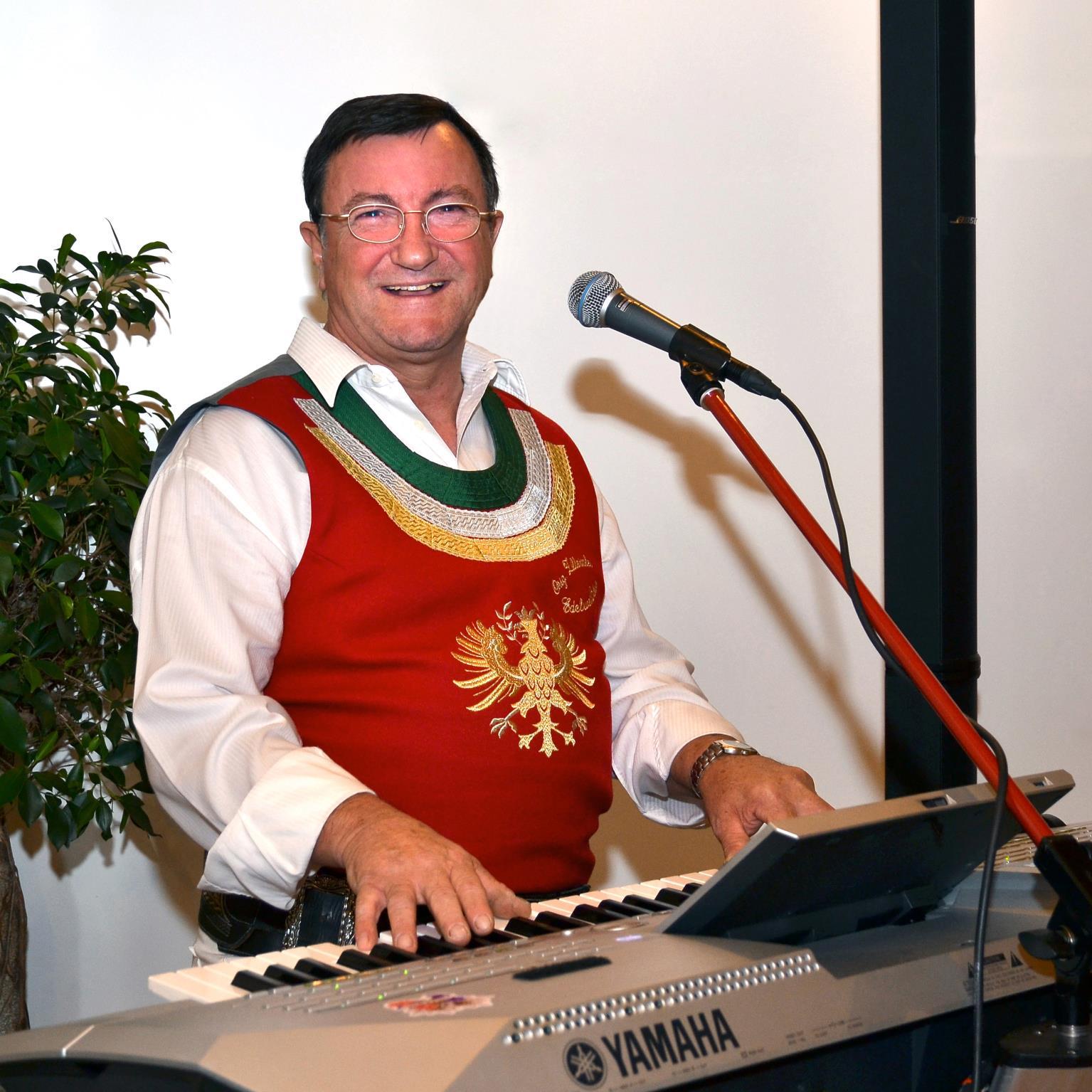 romikistler1's profile picture. 