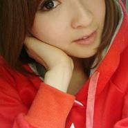 vethinhlat's profile picture. 大学時代から続けているバドミントンをこよなく愛し、ウィンドウショッピングを趣味とするなんの変哲もない子です。よろしく(＾ω＾)