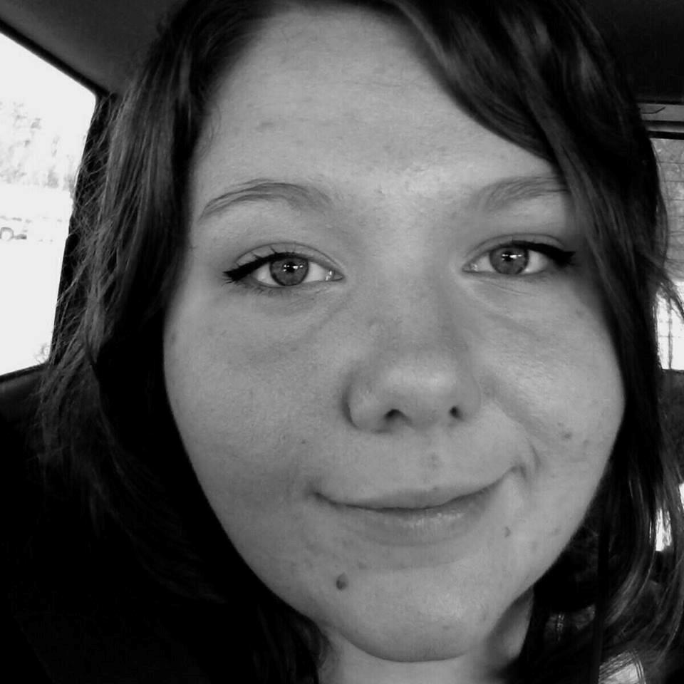 Hey I'm Kaitlyn, I'm just a Small Town Country girl that Love's God Love's life and Love's meeting new People,