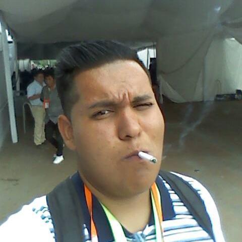 mi vida es un verso del corazon como pablo neruda que con todo el corazon,prosas,versos,y palabras es como mi vida toma sentido cuando todos  se marchan coswer