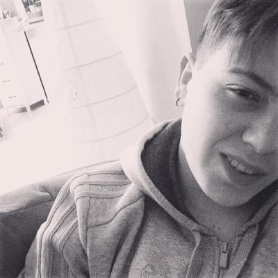 LH | 16 yo | Snap : Pictard | Insta : victorestano |