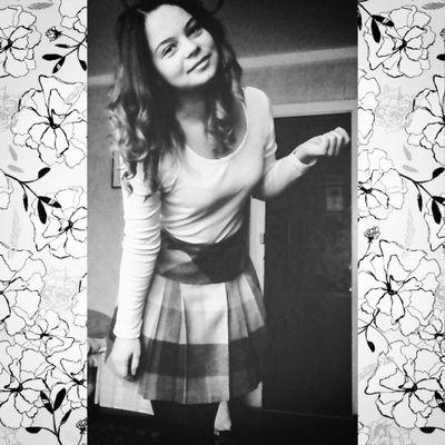 YDarina's profile picture. Welcome to my little strange world