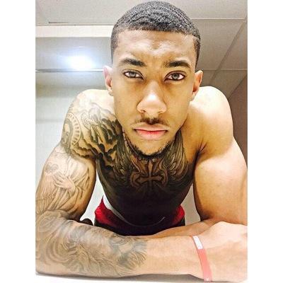 6'4 Hooper// Class of 2016 Scarborough, Ontario. you may never live to see tomorrow New Account