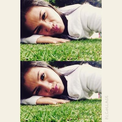 juviitza's profile picture. El karma se encargara de ti tarde o temprano!