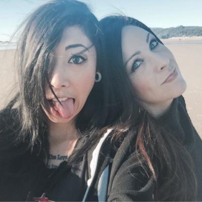 Two best friends living and documenting an unbelievable life, cheers! | EST: MMXV | @kristenthemess @justjodil | #squidsquad