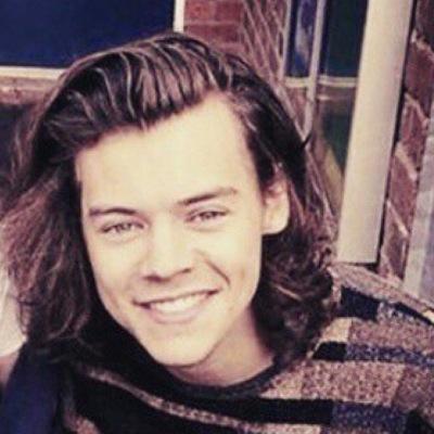 follow @lightbulbhes for 19 free follows fav my recent tweet when done :)