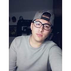 18 años. At de Madrid . Objetivo dar la vuelta al mundo.  Instagram: braun_mateo                  Amo Narnia.