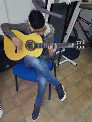 mi vida es el flamenco , las MUJERES , y los coches ;)