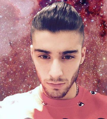 hey pls follow @sintonizayn she follow back thanks!